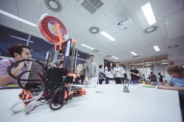 FabLab Brno; foto: https://cs-cz.facebook.com/fablabbrno/