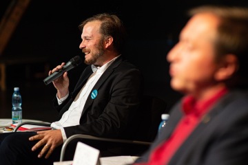 Jan Žůrek – Spojenci