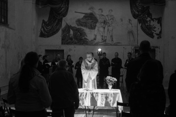 Mše svatá v kapli káznice s publicistou Janem Hanákem / Foto: Tripitaka